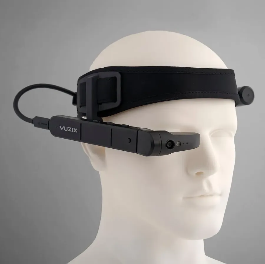 Vuzix M400 – משקפיים חכמים מקצועיים לעסקים, תעשייה, רפואה ושירות שטח (Vuzix M400)